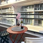 Paceville Glow Nine Apartman