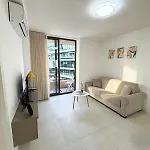 Paceville Glow Nine Apartman San Ġiljan