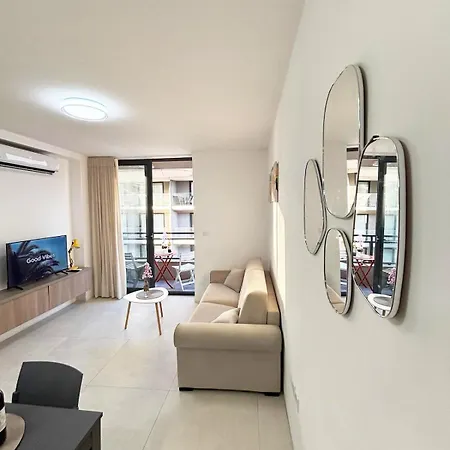 Paceville Glow Five * San Giuliano