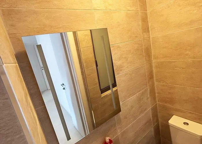 Paceville Glow Five Apartament *