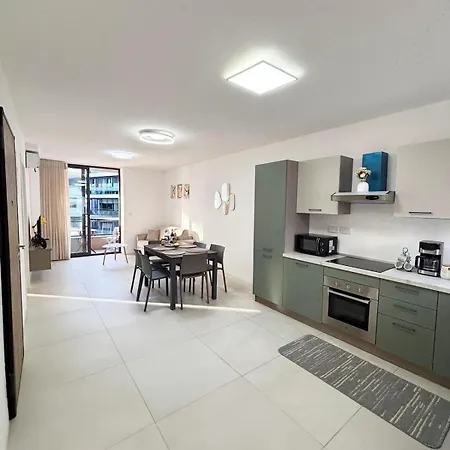 Paceville Glow Five Appartement