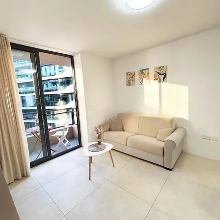 Paceville Glow Five Appartement