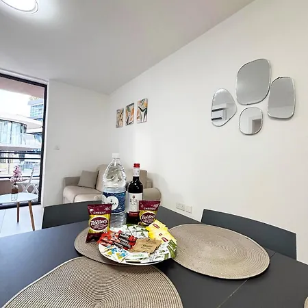 Paceville Glow Five Appartement