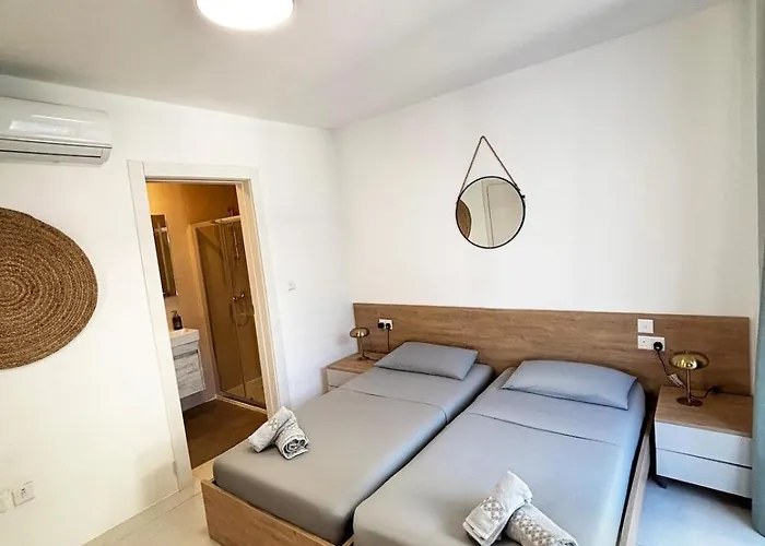 Paceville Glow Five Saint Julian's